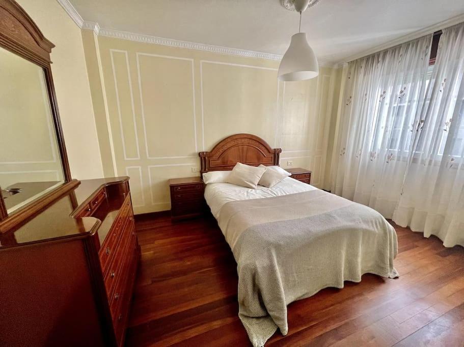 Agradable Apartamento Centrico En Cangas Kültér fotó